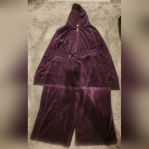LARA Pants - LARA purple velvet sweat outfit